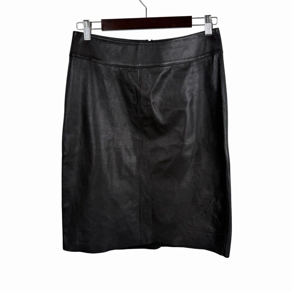 Classiques Entier Leather Pencil Skirt 8 Black Career Quiet Luxury Minimalist
